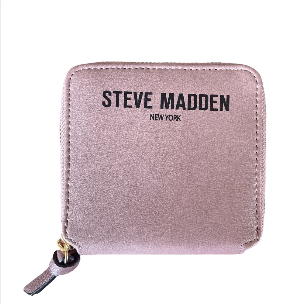 Steve Madden Mauve/ Taupe wallet!!